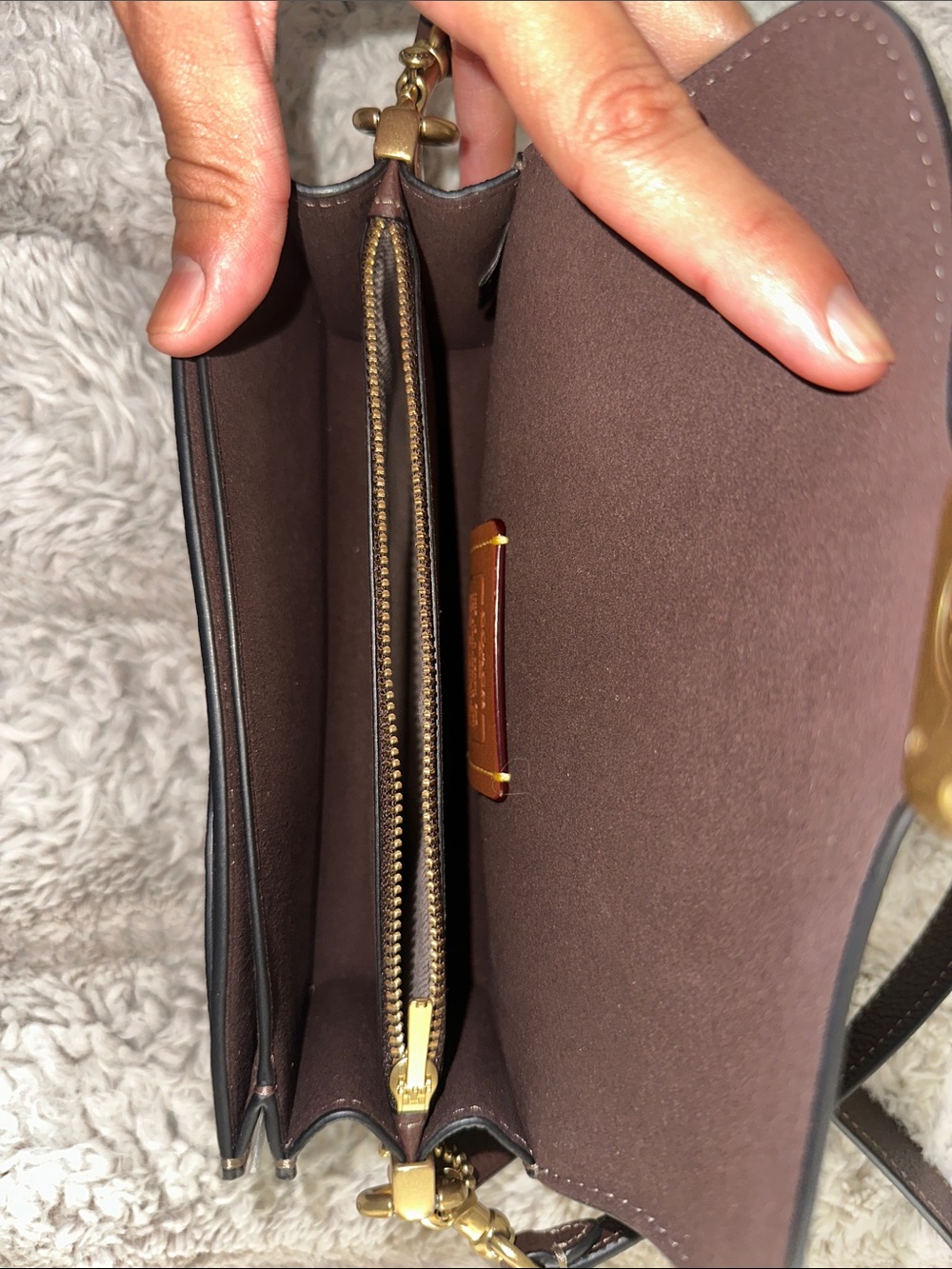 Coach Tabby Shoulder Bag 20 in Brown with Gold Hardware New with dust bag - Picture 8 of 8